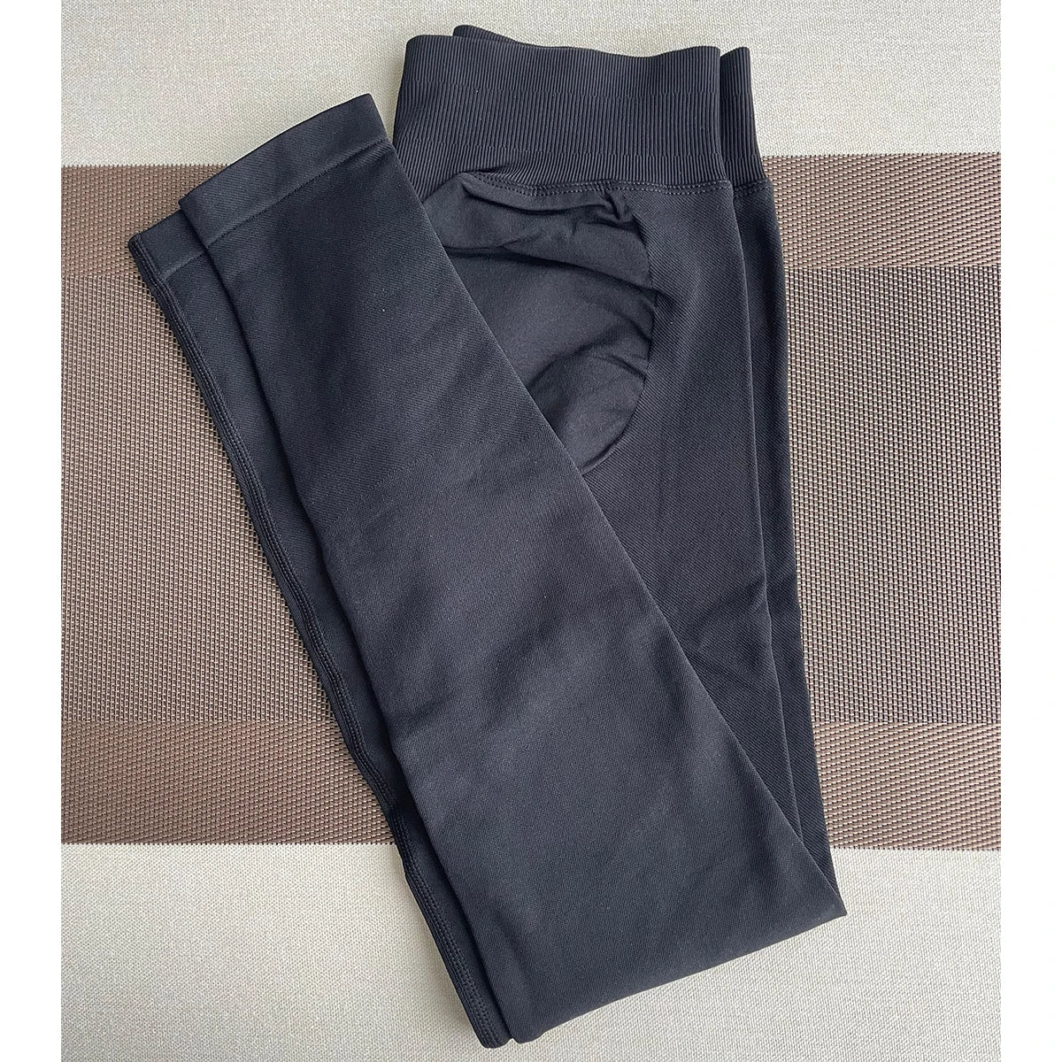 Low Rise Yoga Leggings for Easy Movement