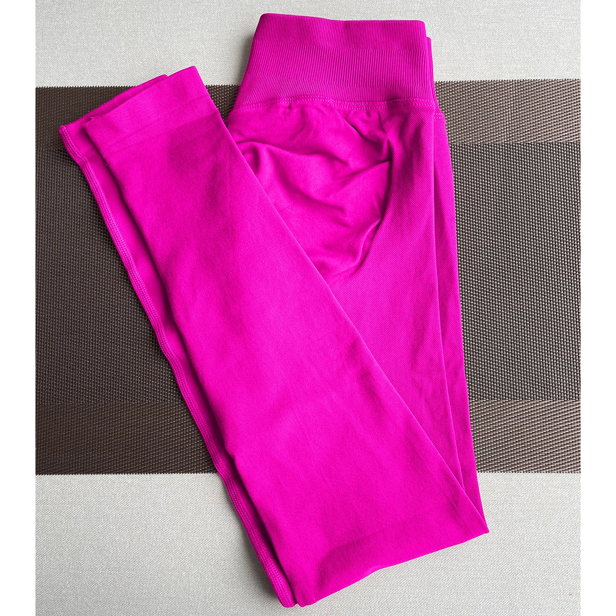 Low Rise Yoga Leggings for Easy Movement