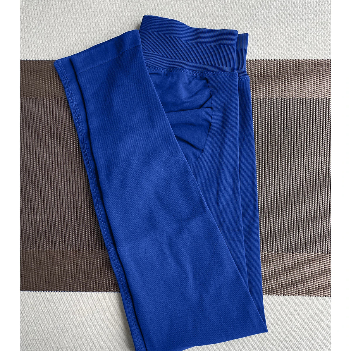 Low Rise Yoga Leggings for Easy Movement