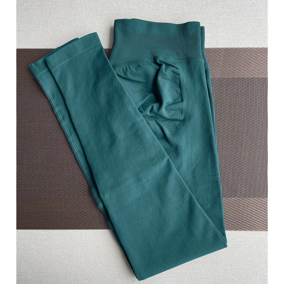 Low Rise Yoga Leggings for Easy Movement