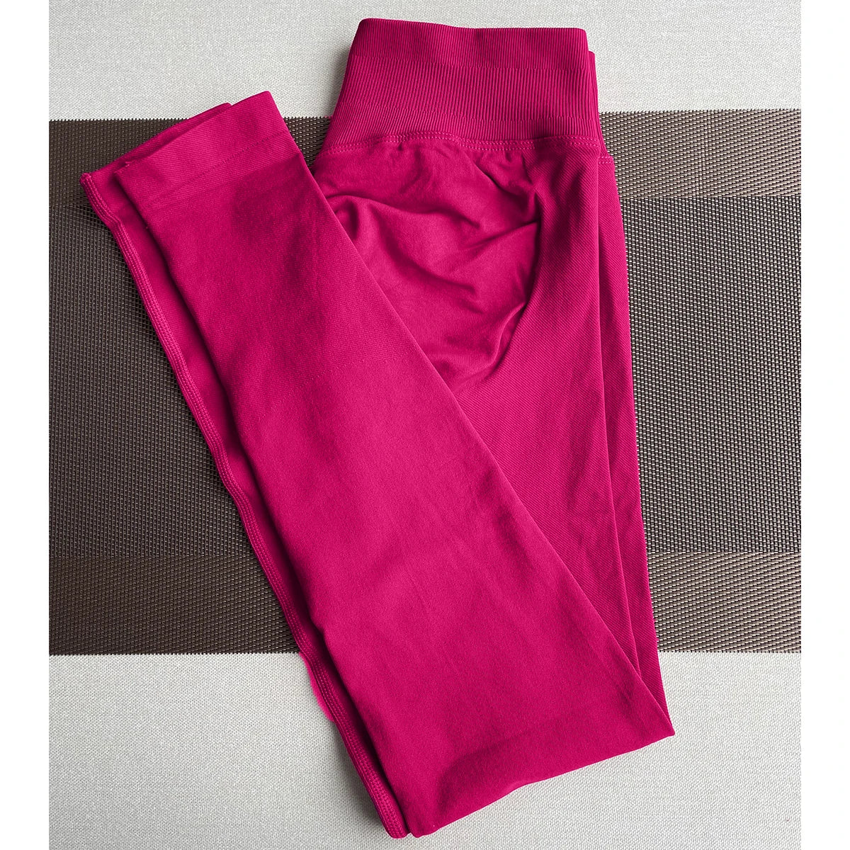 Low Rise Yoga Leggings for Easy Movement