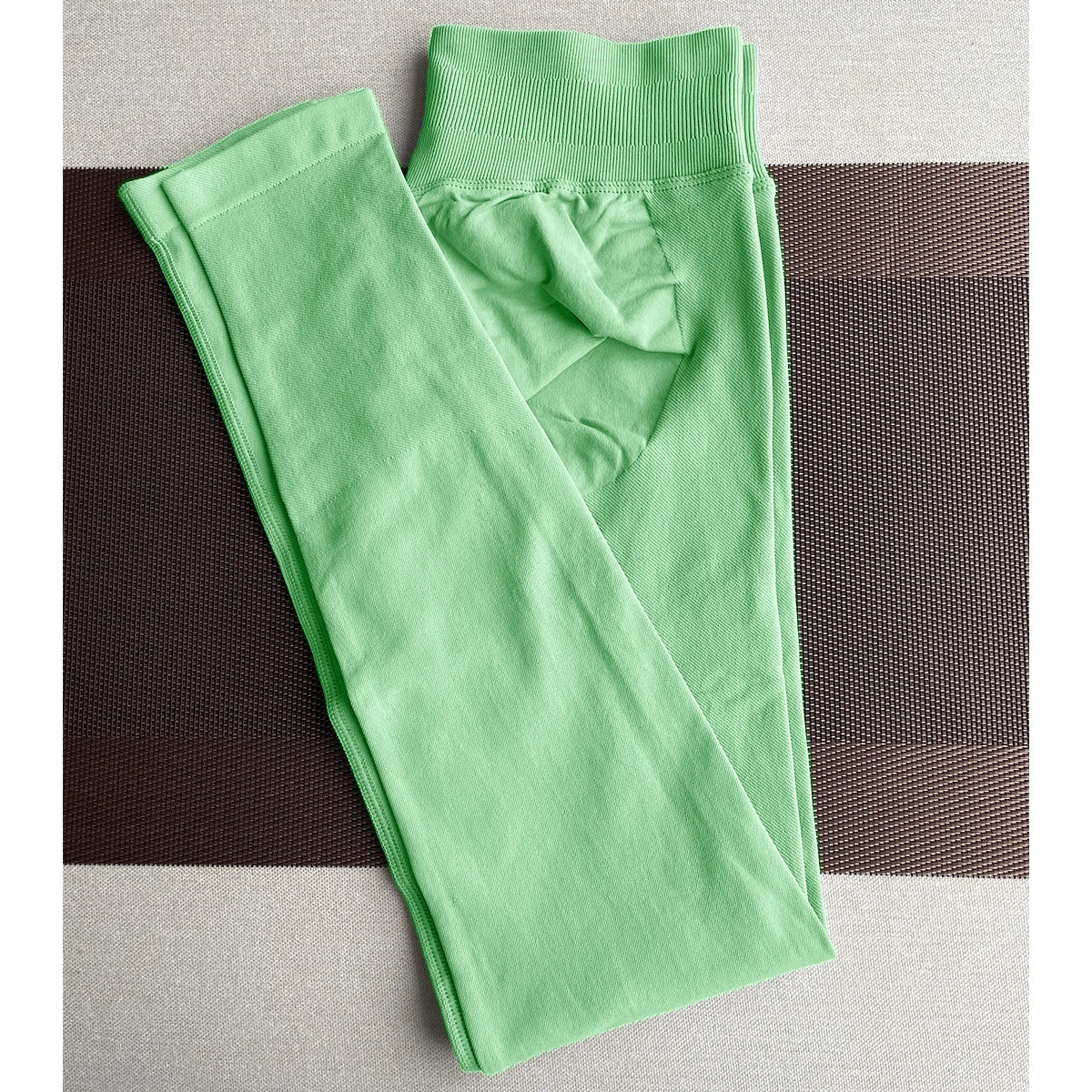 Low Rise Yoga Leggings for Easy Movement